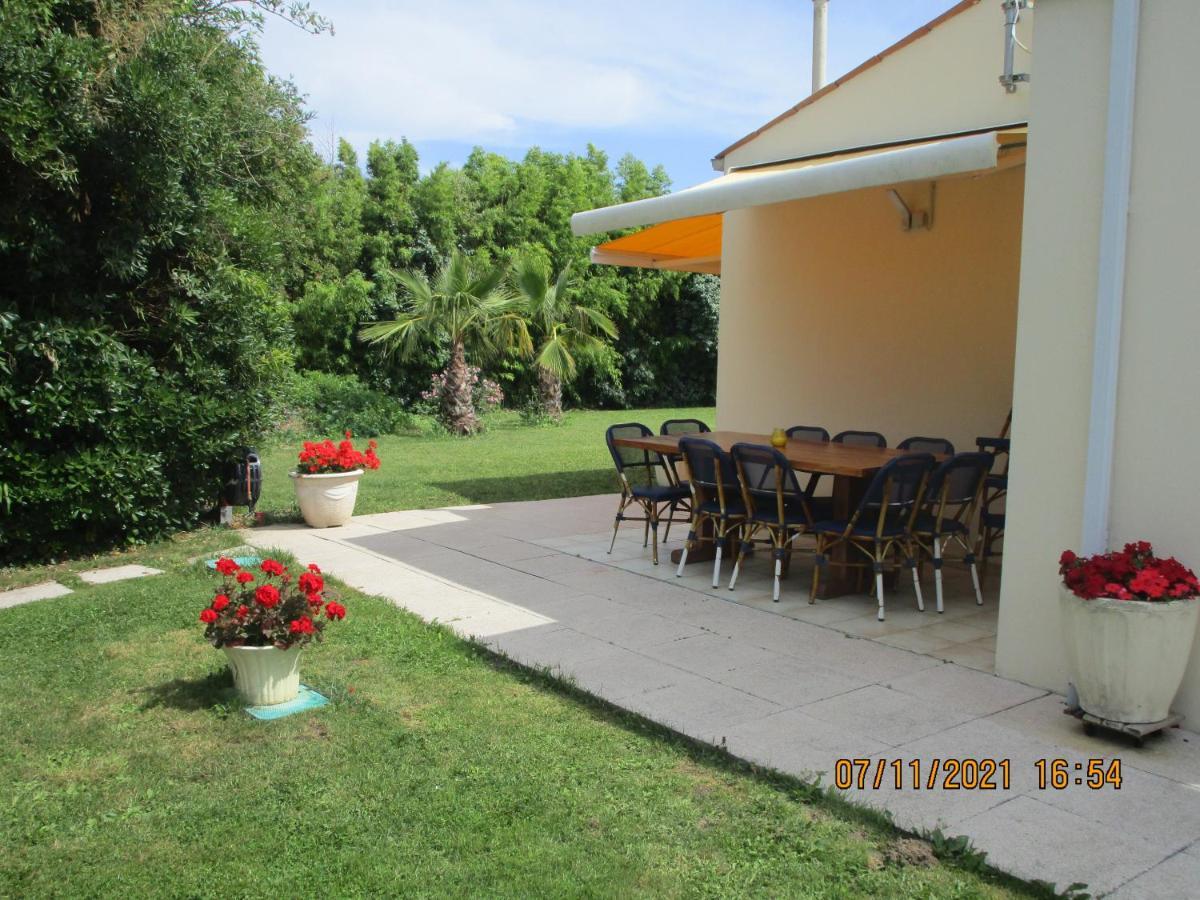 Locatlantique Bed & Breakfast Aytre Exterior photo