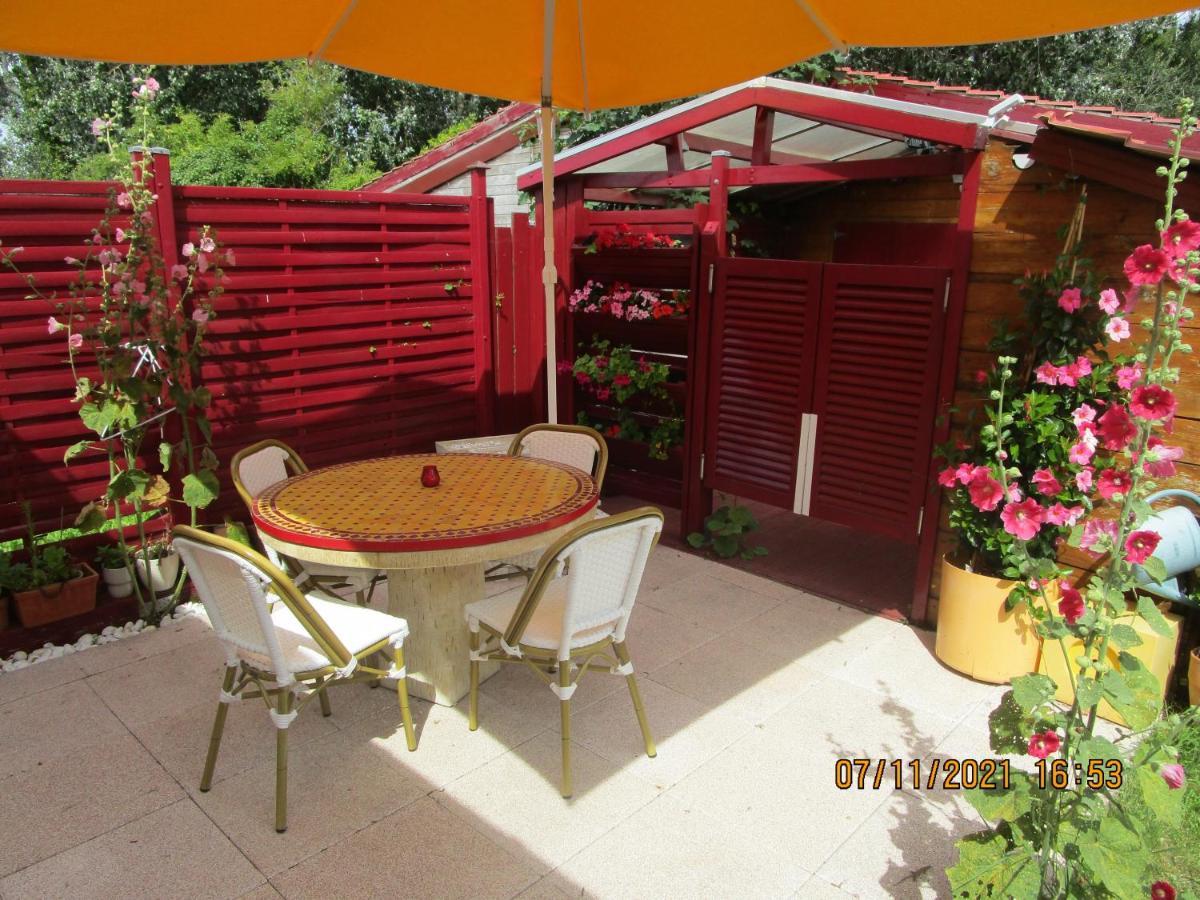 Locatlantique Bed & Breakfast Aytre Exterior photo