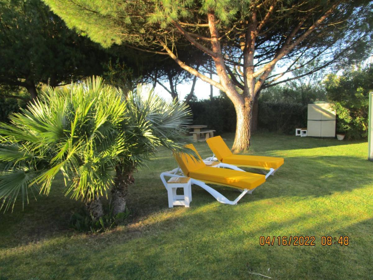 Locatlantique Bed & Breakfast Aytre Exterior photo