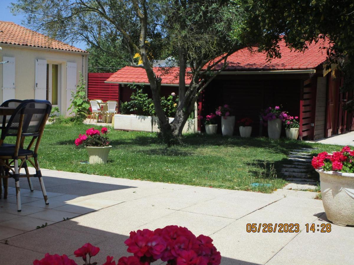 Locatlantique Bed & Breakfast Aytre Exterior photo