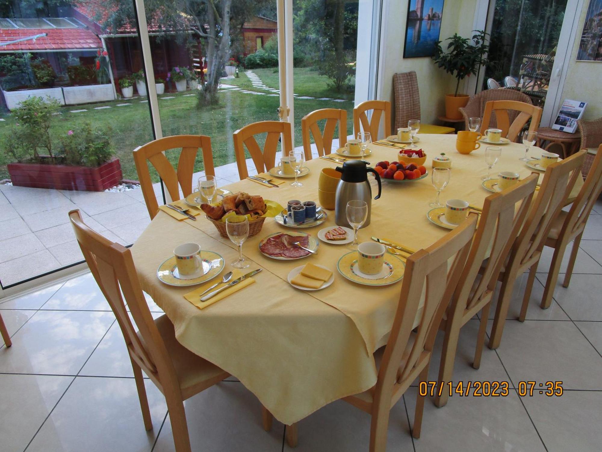 Locatlantique Bed & Breakfast Aytre Exterior photo